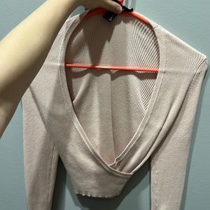 Long sleeve crop top